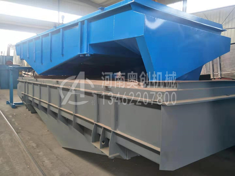 直線振動篩的選風功能主要由立式氣篩實現