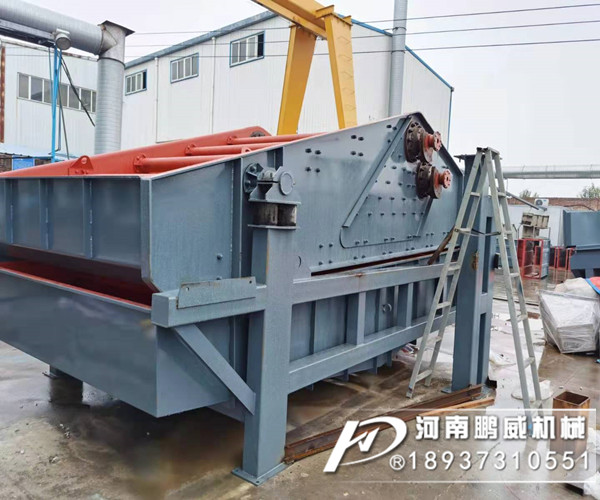 雙軸脫水篩不走料是不是電機旋轉方向不對?